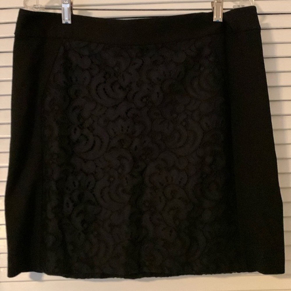 Loft black lace mini skirt Large